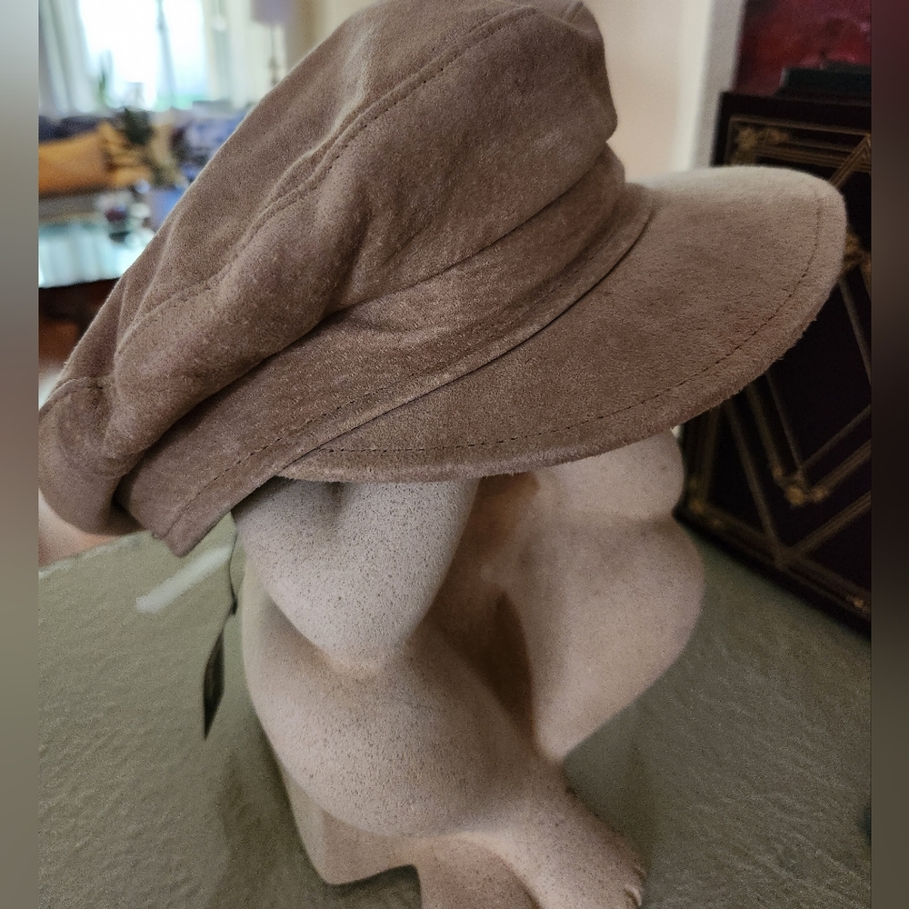 Suede hat